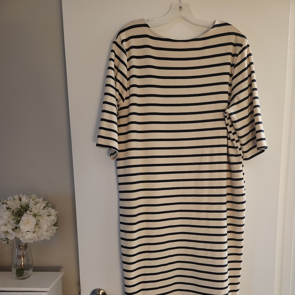 Maternity Dress - Picture 2 of 2